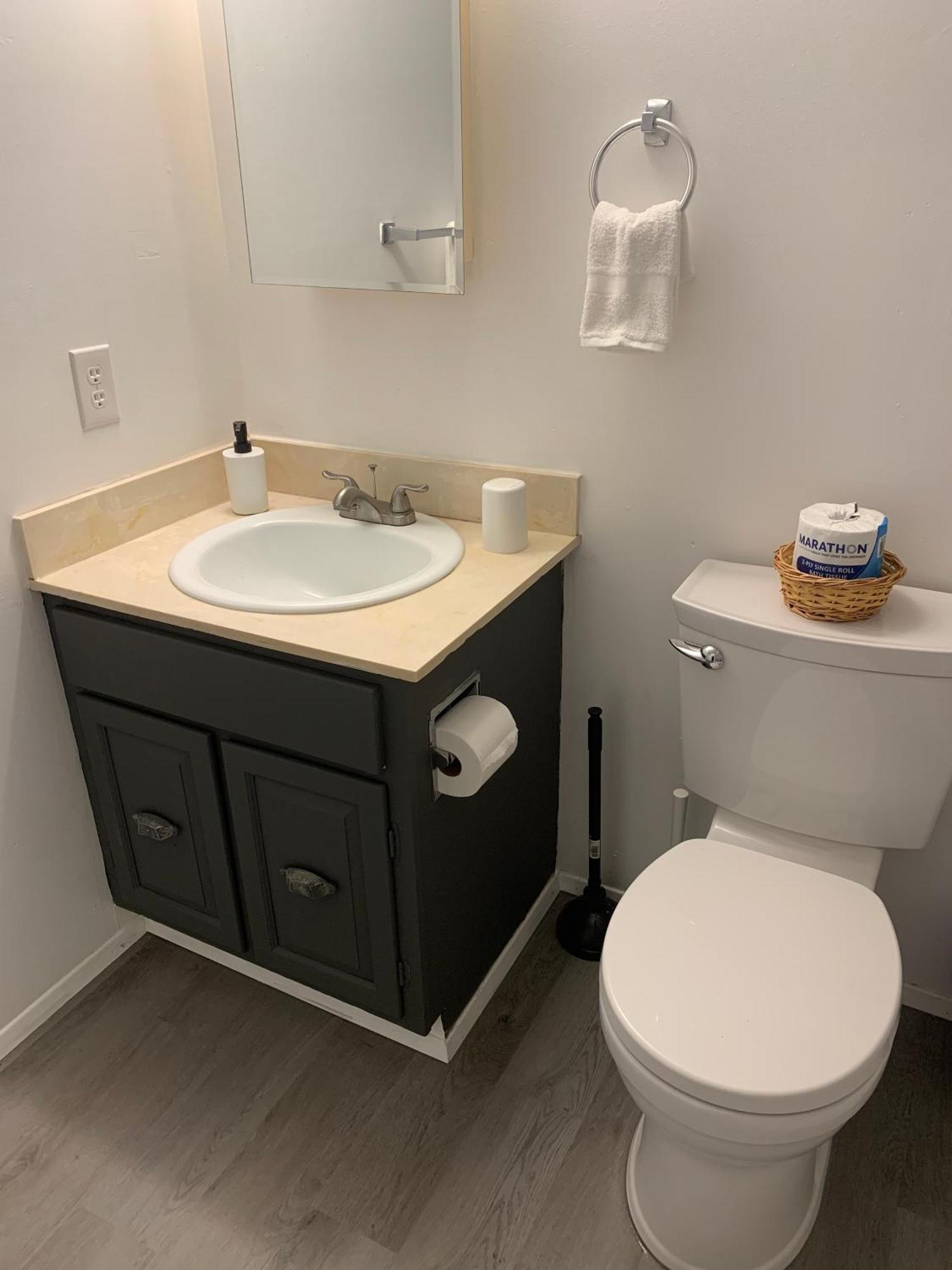 Central Bellevue Retreat Экстерьер фото